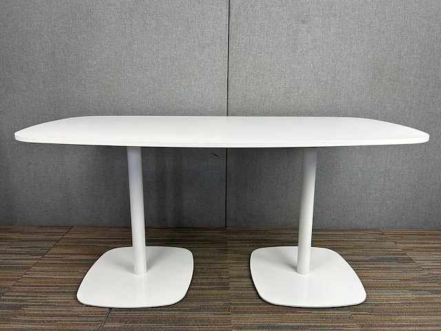 Enea - ovaal - vergadertafel - afbeelding 2 van  3