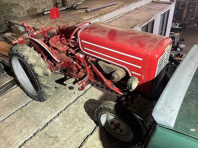 Energic k bosbouwtractor - afbeelding 1 van  20