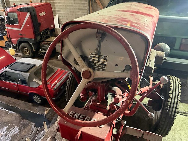 Energic k bosbouwtractor - afbeelding 19 van  20