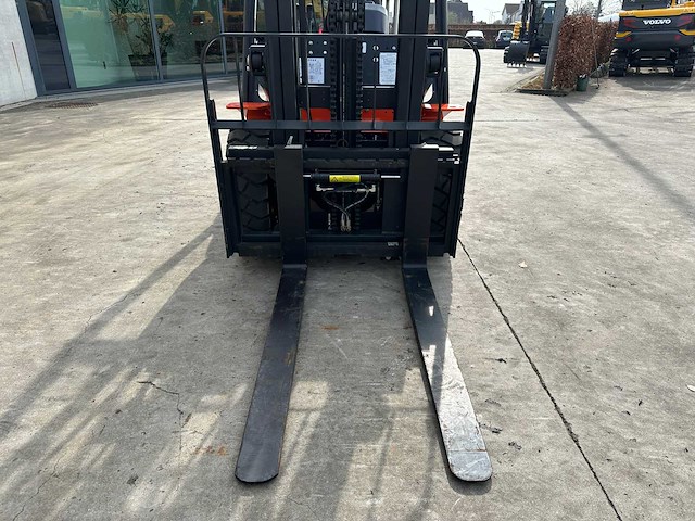 Energy - 2025 - cpc30 - vorkheftruck - afbeelding 2 van  44