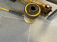 Enerpac p392 hydraulische handpomp - afbeelding 4 van  4