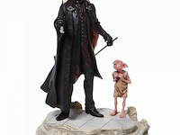Enesco - lucius malfoy & dobby - beeldje 26 cm. - afbeelding 1 van  5
