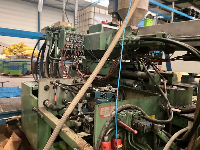 Engel es1300/250 spuitgietmachine - afbeelding 8 van  17