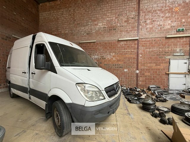 Enkel carrosserie mercedes sprinter 215 cdi - afbeelding 2 van  16