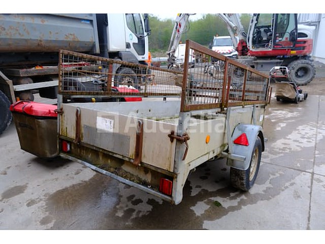 Enkelassige aanhanger, merk en model onleesbaar - afbeelding 3 van  19