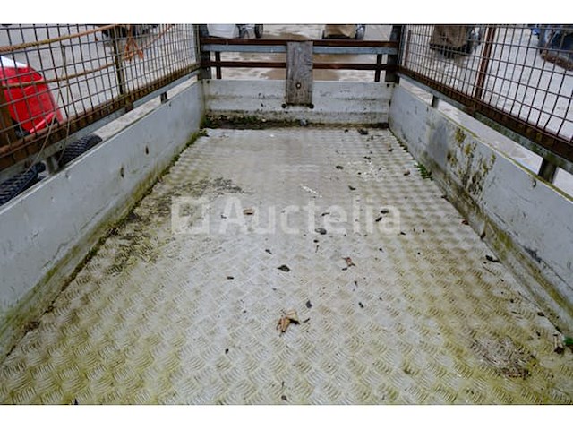 Enkelassige aanhanger, merk en model onleesbaar - afbeelding 4 van  19