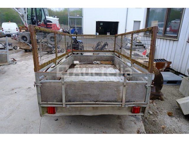 Enkelassige aanhanger, merk en model onleesbaar - afbeelding 3 van  19