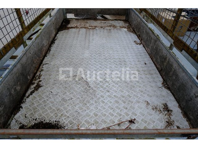 Enkelassige aanhanger, merk en model onleesbaar - afbeelding 1 van  19