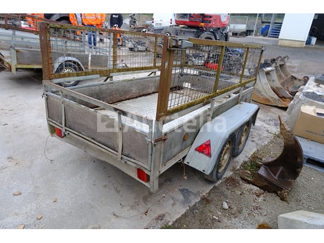 Enkelassige aanhanger, merk en model onleesbaar - afbeelding 19 van  19