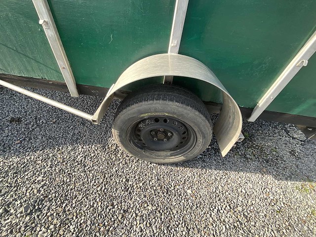 Enkelassige utilitywagenaanhanger met verlengstukken - afbeelding 6 van  9