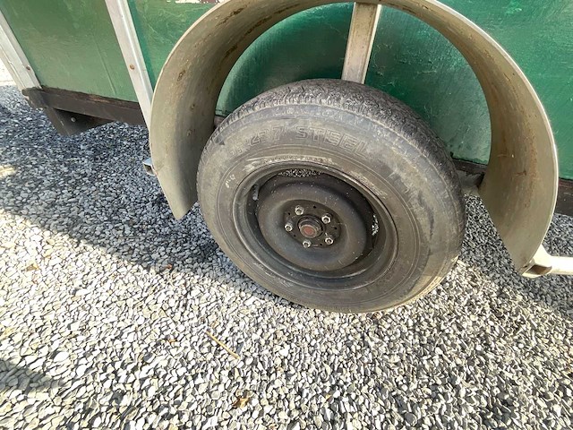 Enkelassige utilitywagenaanhanger met verlengstukken - afbeelding 7 van  9