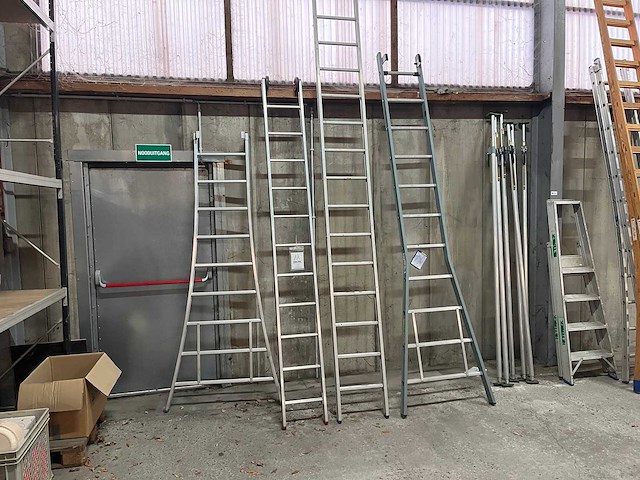 Enkele ladders - afbeelding 1 van  3