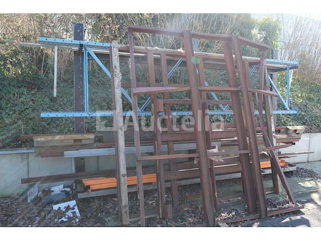 Enkelzijdig metalen rek en inhoud - afbeelding 2 van  9