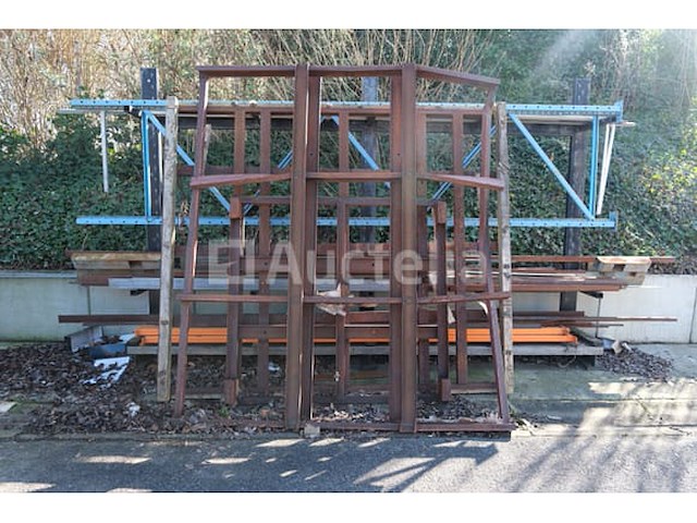 Enkelzijdig metalen rek en inhoud - afbeelding 8 van  9