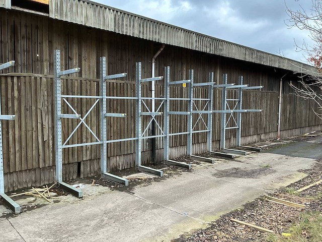 Enkelzijdige draagarmstelling 21x42 - afbeelding 1 van  1