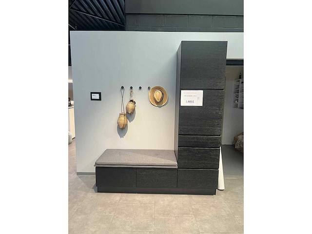 Entree- / halmeubilair - afbeelding 1 van  3