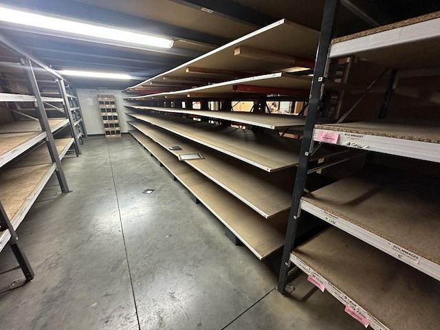 Entresolvloer +-440m² incl stellingen - afbeelding 15 van  28