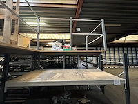 Entresolvloer +-70m² + stellingen - afbeelding 7 van  10