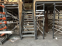 Entresolvloer 170m² + stellingen - afbeelding 2 van  8