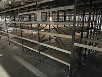 Entresolvloer 170m² + stellingen - afbeelding 6 van  8