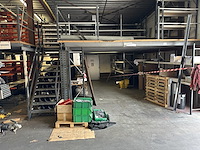 Entrsolvloer +- 168m² + stellingen - afbeelding 16 van  19