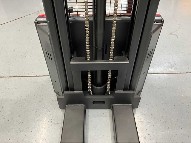 Ep - esl 2.7 meter - stapelaar li-ion batterij - interne acculader - 1500 kg - 2026 - afbeelding 2 van  13