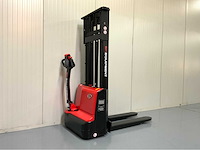 Ep - est 3,0 meter stapelaar - ingebouwde lader - 1500 kg - 2026 - afbeelding 17 van  18