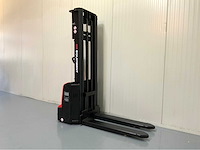 Ep - est 3,0 meter stapelaar - ingebouwde lader - 1500 kg - 2026 - afbeelding 7 van  18