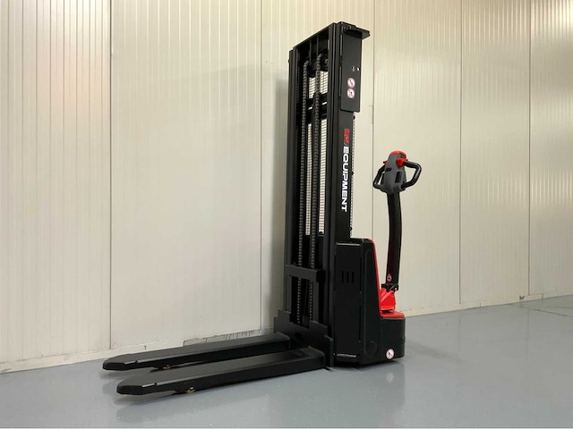 Ep - est 3,0 meter stapelaar - ingebouwde lader - 1500 kg - 2026 - afbeelding 8 van  18