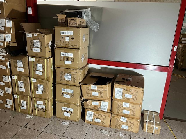 Ep1021092. ma-but-0000062 partij fiets batterijen - afbeelding 1 van  9