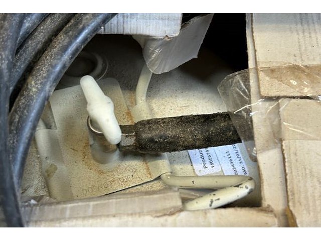 Epdm contactlijm vat+ spuitpistool - afbeelding 4 van  4