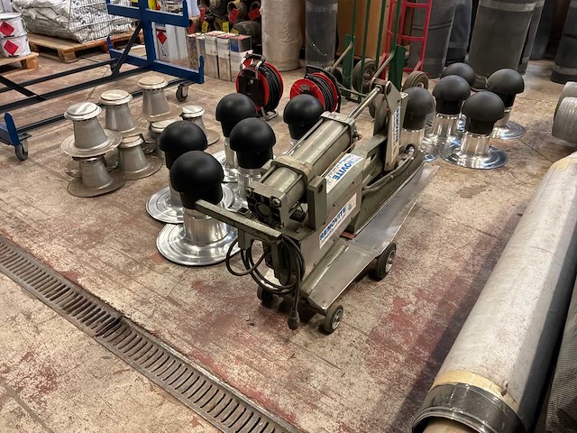 Epdm seal machine dakmateriaal - afbeelding 2 van  3