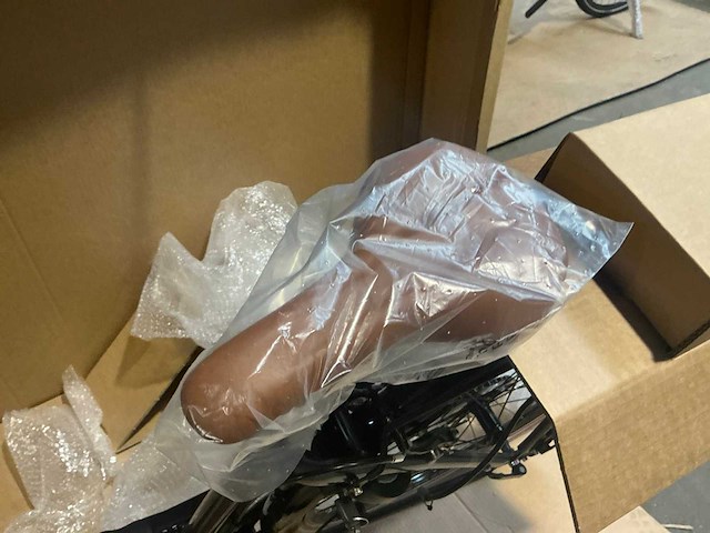 Epona eluxo 28" elektrische fiets ongebruikt (2x) - afbeelding 4 van  8