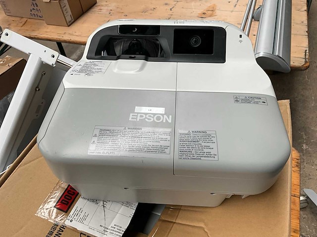 Epson eb-475wi beamer (2x) - afbeelding 4 van  5