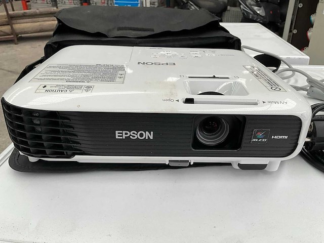 Epson eb-s04 beamer - afbeelding 5 van  6