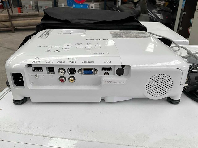 Epson eb-s04 beamer - afbeelding 1 van  3