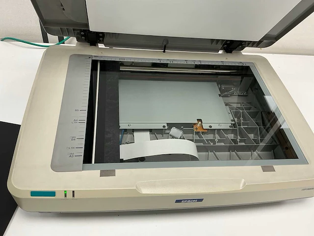 Epson gt-15000 scanner - afbeelding 3 van  4