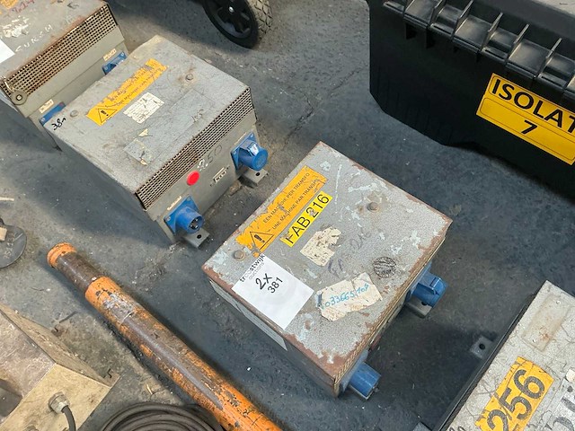 Erea 41 tf 334 scheidingstransfo (2x) - afbeelding 1 van  5