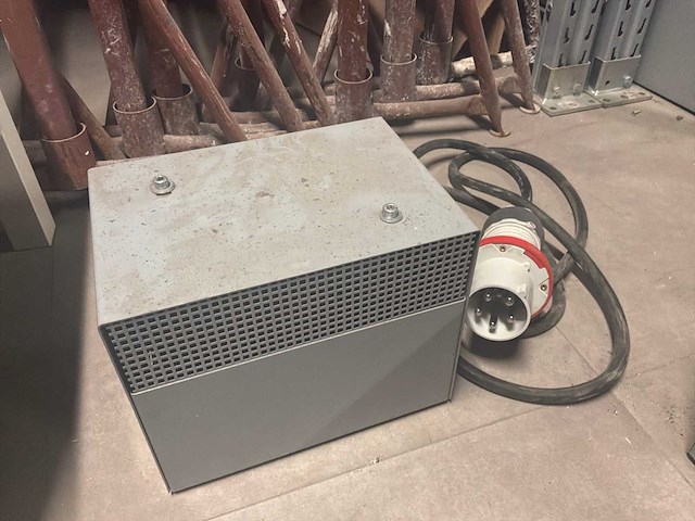 Erea k20 ei 220 transformator - afbeelding 1 van  2