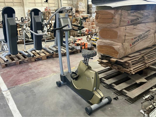 Ergo fit upright bike fitness apparaat - afbeelding 1 van  2