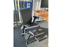 Ergonomische bureaustoel (2x) + bureau - afbeelding 9 van  13