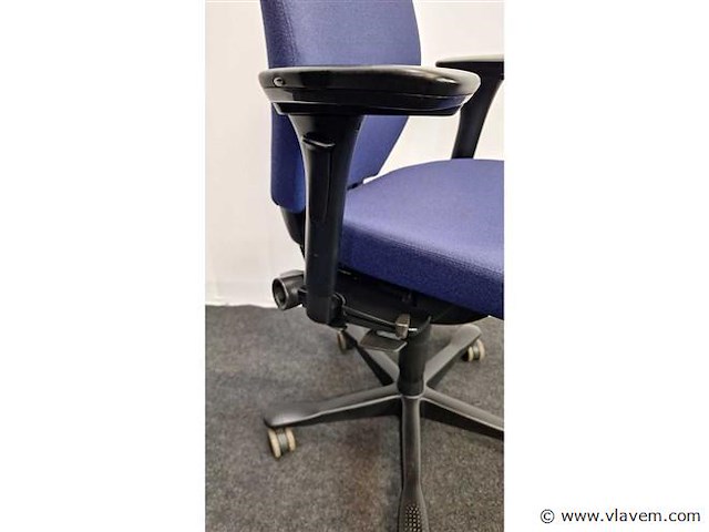 Ergonomische bureaustoel kinnarps 9000 - afbeelding 4 van  8