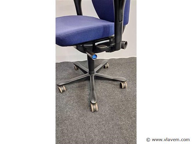 Ergonomische bureaustoel kinnarps 9000 - afbeelding 6 van  8