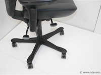 Ergonomische bureaustoel kinnarps plus(6) - afbeelding 6 van  7