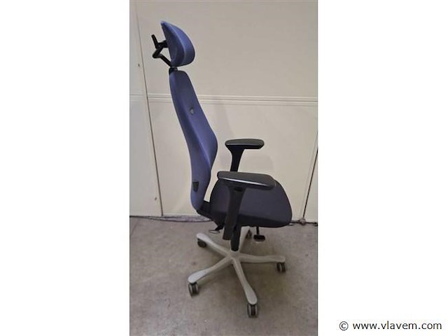 Ergonomische bureaustoel kinnarps plus(6) - afbeelding 9 van  13