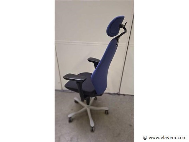 Ergonomische bureaustoel kinnarps plus(6) - afbeelding 12 van  13