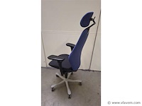 Ergonomische bureaustoel kinnarps plus(6) - afbeelding 12 van  13