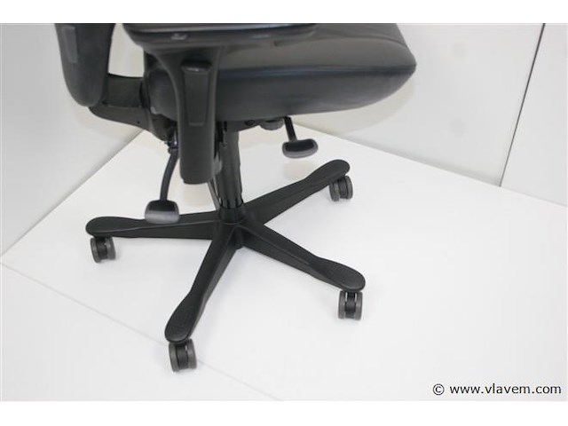 Ergonomische bureaustoel kinnarps plus(6) - afbeelding 6 van  7
