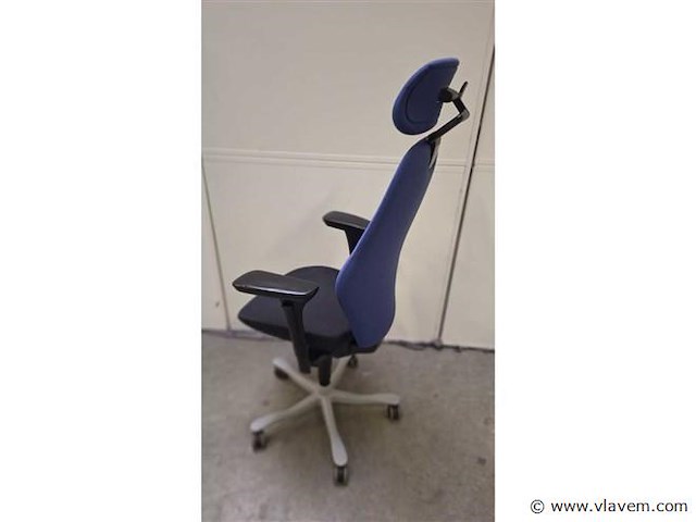 Ergonomische bureaustoel kinnarps plus(6) - afbeelding 12 van  13