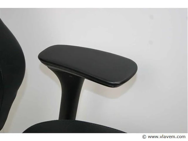 Ergonomische bureaustoel kinnarps plus(6) - afbeelding 4 van  7